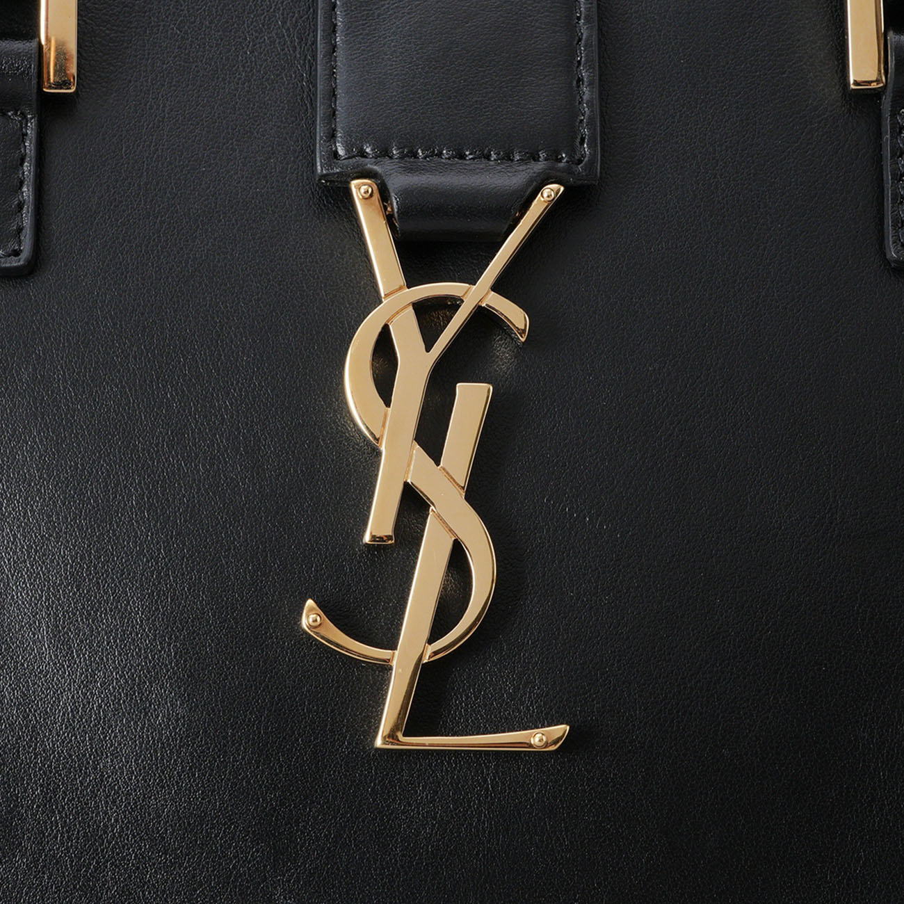 YVES SAINT LAURENT(USED)생로랑 472469 카바스 스몰